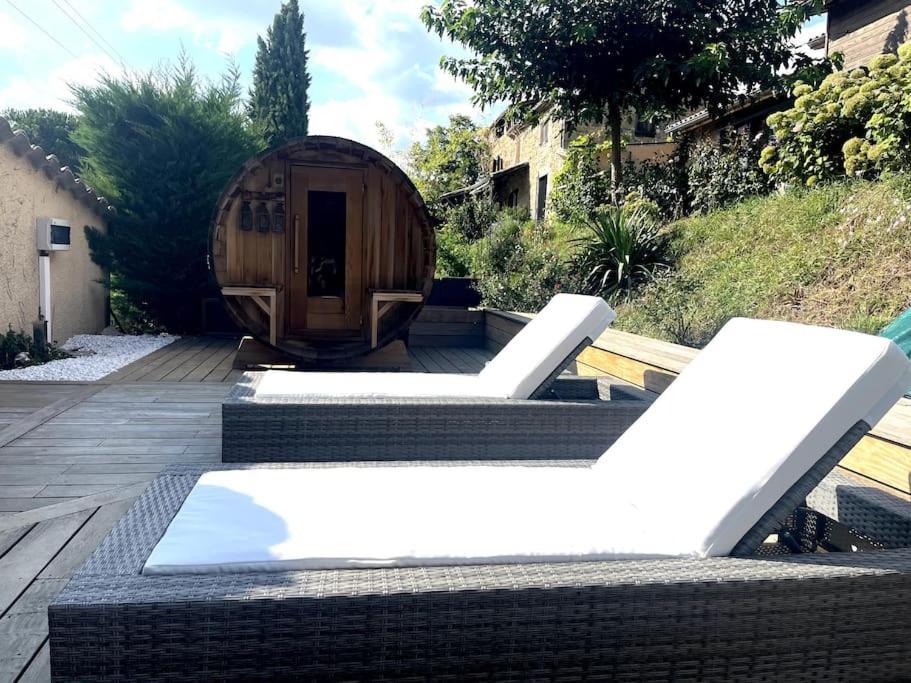 Gite De Charme 5 Etoiles Pour Couple Avec Sauna Et Jacuzzi Exterieurs Privatifs Peaugres Eksteriør billede