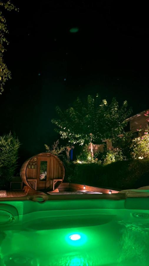Gite De Charme 5 Etoiles Pour Couple Avec Sauna Et Jacuzzi Exterieurs Privatifs Peaugres Eksteriør billede